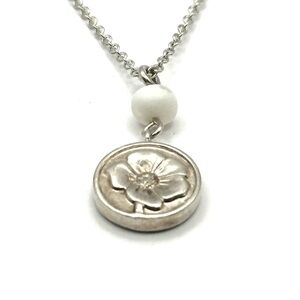 Tiffany & Co Silver Flower Pearl Pendant Necklace